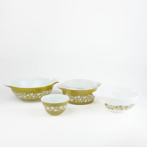 another view of the Avocado Crazy Daisy Pyrex dish set of four